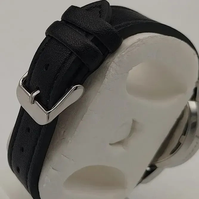 ساعت مچی زنانه بلیزر استیل صفحه مشکی بند چرمی موتور ژاپن